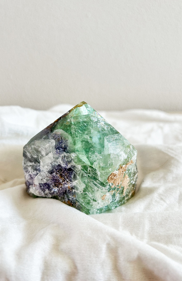 punta grezza in Fluorite Arcobaleno